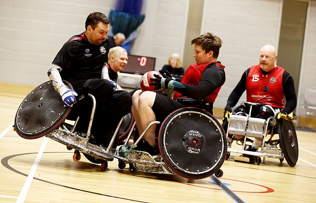 Финансирование поможет клубу регби на колясках Team Solent Sharks соревноваться на национальном уровне.